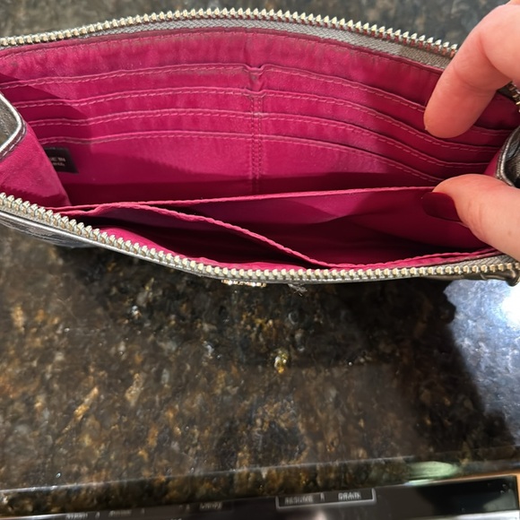 Coach Op Zippy Wallet wristlet black, gray, & silver circa 2010 - Picture 4 of 8